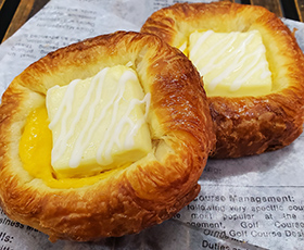 クリームチーズデニッシュ